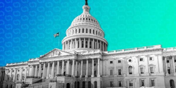Putin Advisor Accuses US of Using Crypto, Gold to Escape Massive Debt